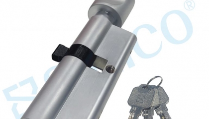 Thiếu tư vấn kỹ thuật trong lắp đặt – Không có hướng dẫn cụ thể dẫn đến lắp đặt phụ kiện cửa nhôm bị sai