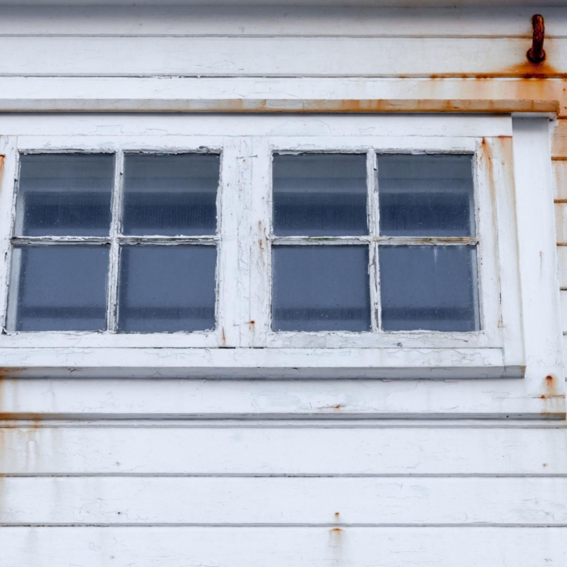 Vì sao công trình gần biển xuống cấp nhanh hơn bình thường